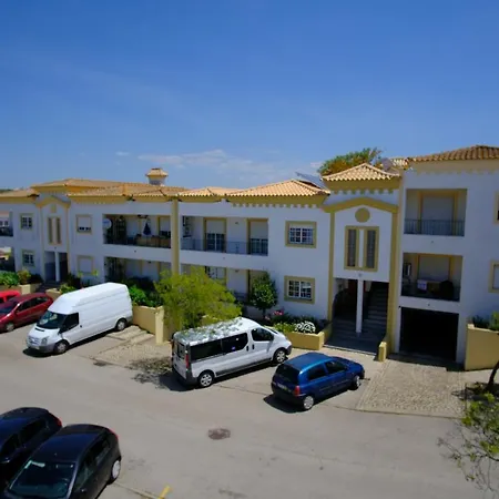Apartmán T2 Em Fechado.