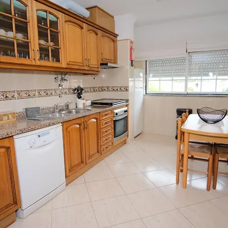 Apartament T2 Em Fechado.